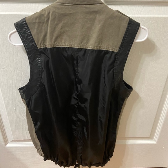 Jacket - Picture 2 of 2